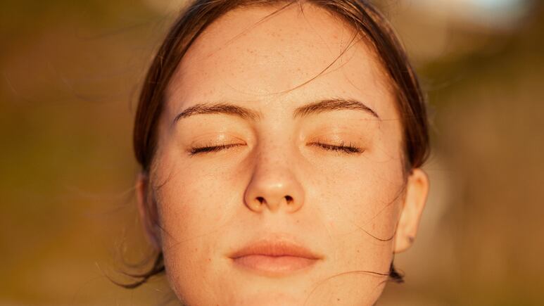 La importancia de dormir bien y cómo lograr un descanso real para un bienestar integral