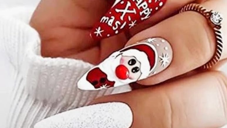 5 diseños de uñas acrílicas de Santa Claus que son perfectas para Navidad