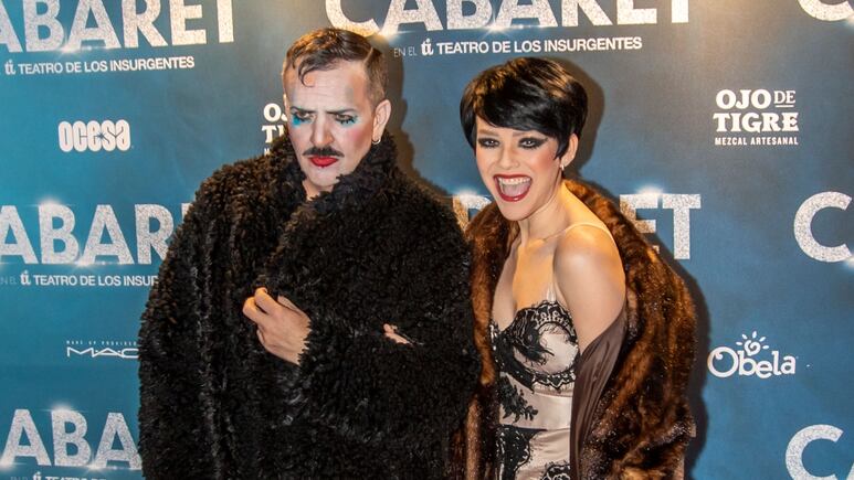 Kika Edgar vuelve a Cabaret después de 20 años y celebra con estos famosos