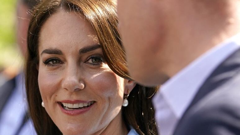 ¿Celoso? Kate Middleton está más cerca de su EX NOVIO de lo que le gustaría al príncipe William