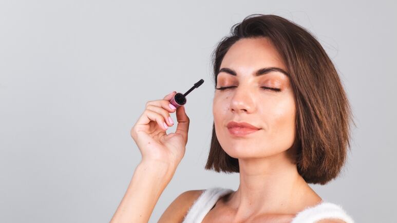 Problemas de salud: ¿Qué pasa si no te quitas el rímel antes de dormir?