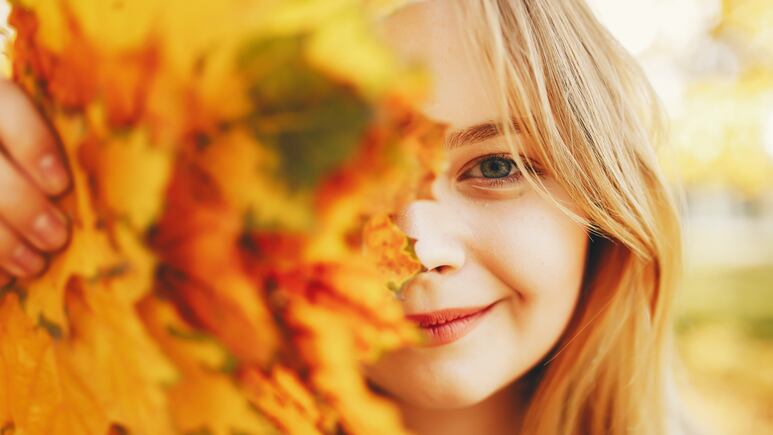 Cuida tu piel y pelo en otoño.