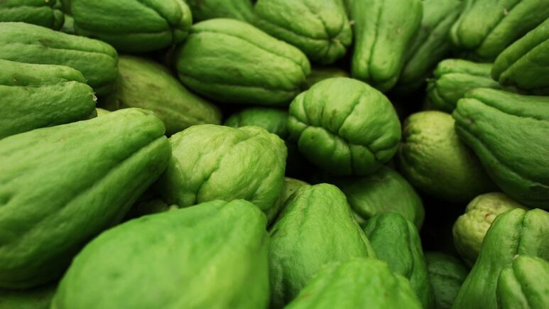Antienvejecimiento: Mascarilla de chayote para obtener colágeno y borrar arrugas de los ojos o boca