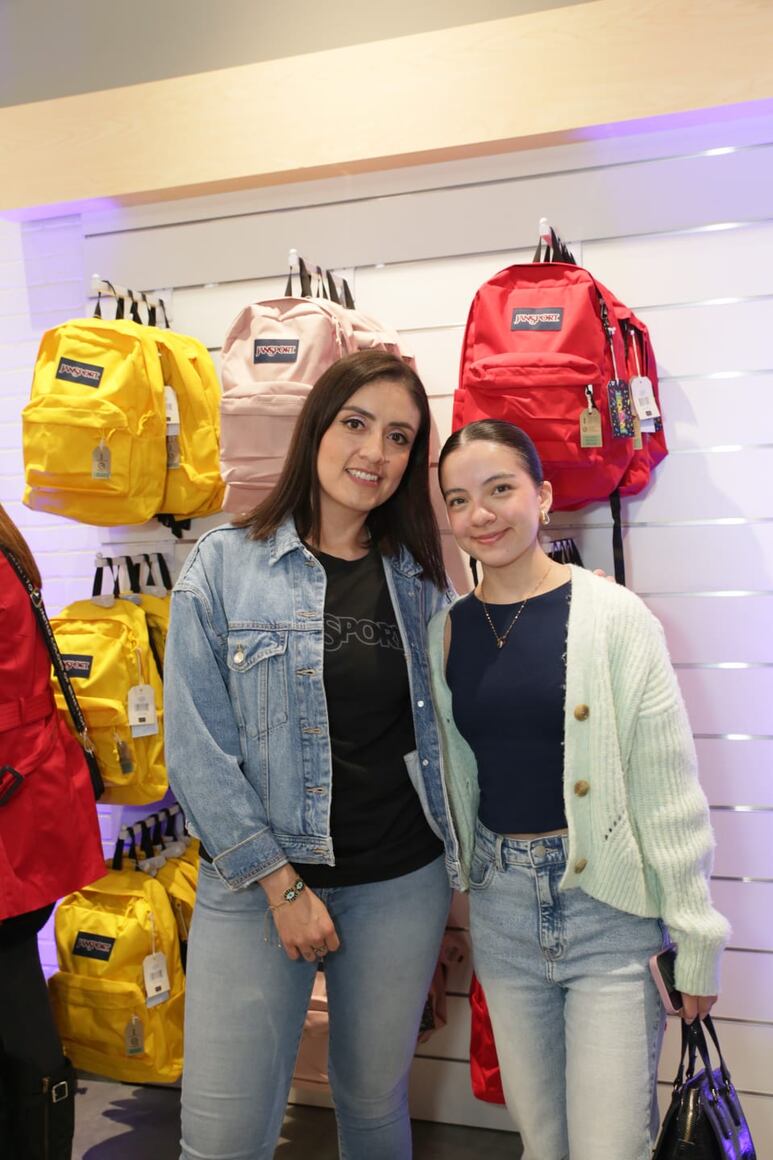 Elena Bautista, Natalia Muñoz