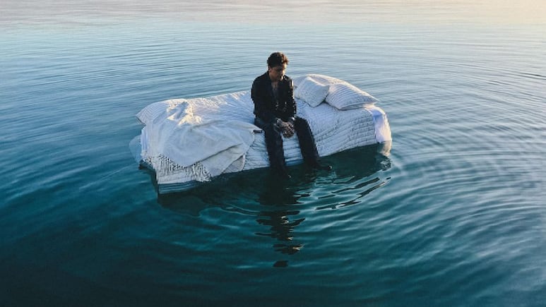 Christian Nodal lanza ‘X Perro’, su nueva canción cuya letra habla del arrepentimiento