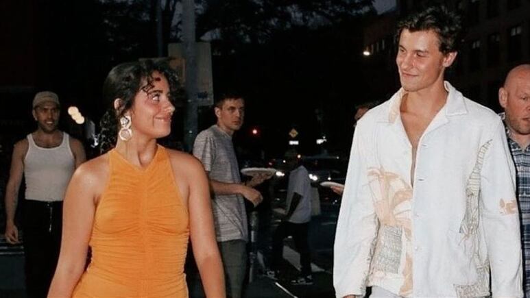 Shawn Mendes y Camila Cabello causan sensación en las calles de Oaxaca