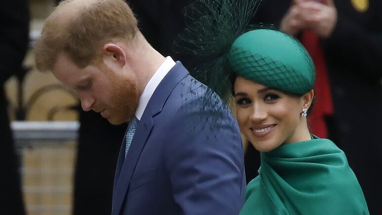 Mujer hace 'coperacha' para ayudar a Meghan y Harry y pagar por su LUJOSA mansión