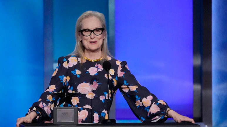 Meryl Streep revela su secreto de cuidado capilar: “No me lavo el pelo tan a menudo”
