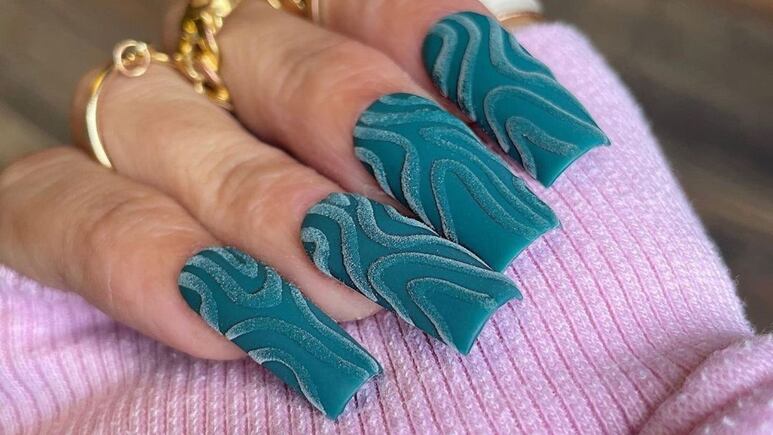 Furry nails: 3 diseños de uñas perfectos para lucir elegante en otoño