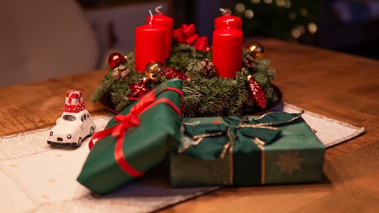 Estas son las velas que debes encender en Navidad para atraer el amor y la prosperidad