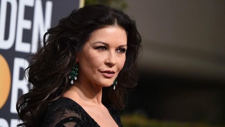 Catherine Zeta-Jones será Morticia en la serie de 'Los Locos Adams' que prepara Netflix