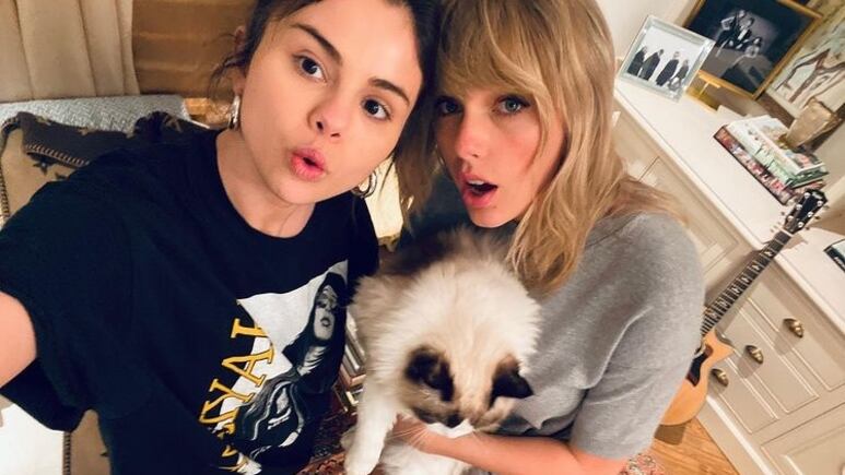 Selena Gomez comparte fotos inéditas con Taylor Swift y enloquece internet
